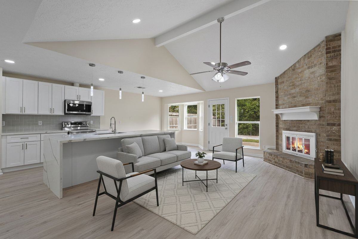 335 Haymarket Ln - Photo 2 of 10