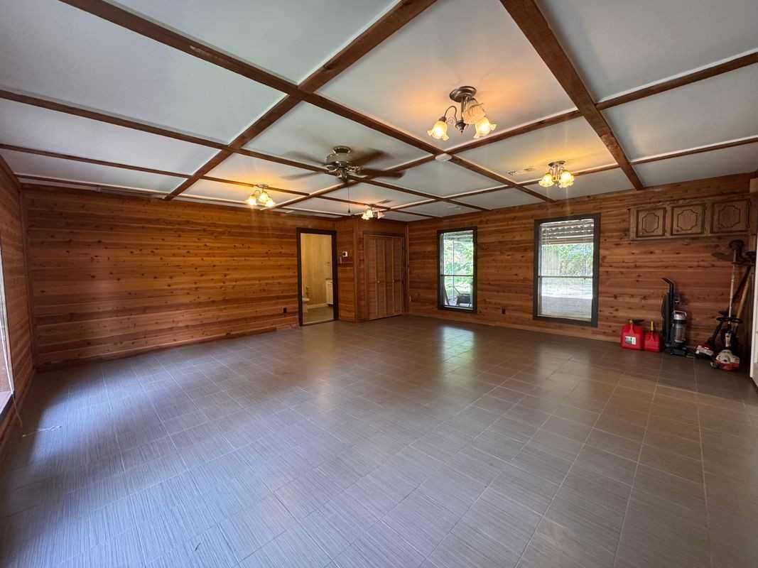 15331 Lake Lamond Rd - Photo 6 of 28