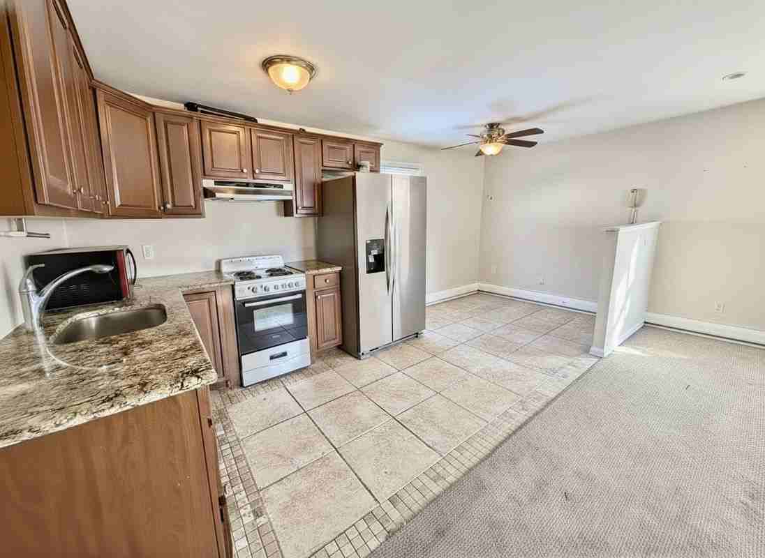 495 Morris Dr ##2 - Photo 2 of 5