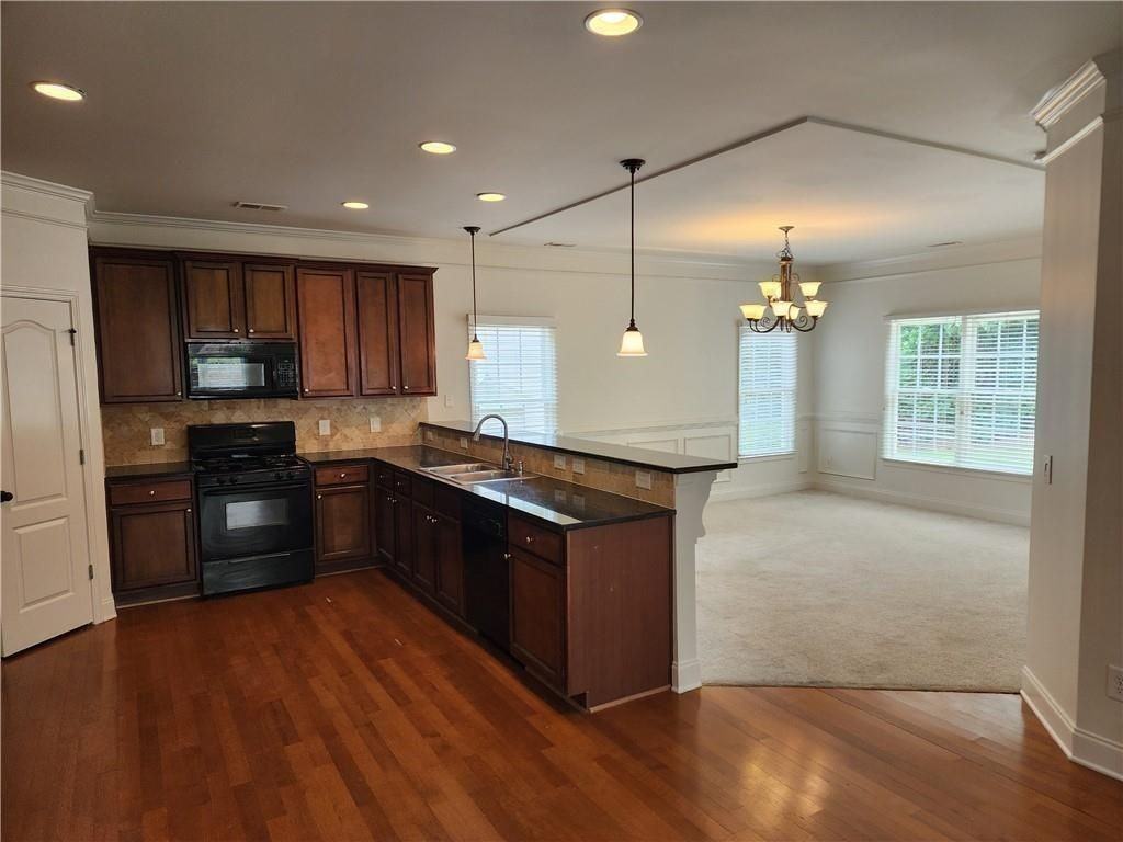 5430 Delmonte Dr - Photo 2 of 20