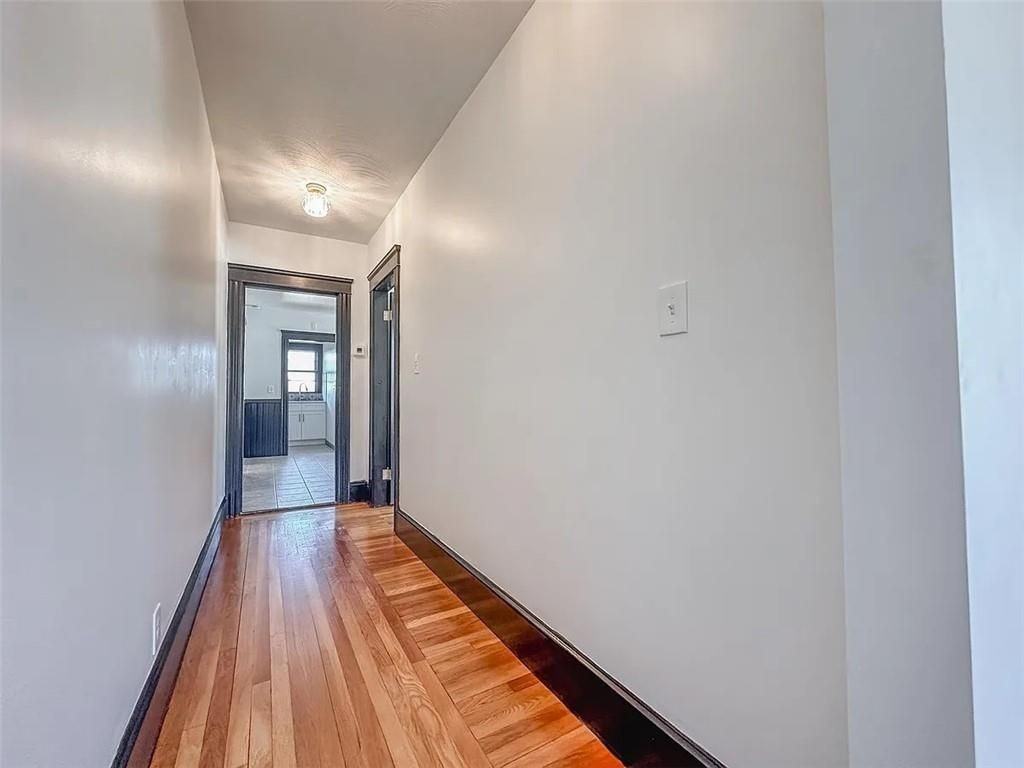 48 Waltham St - Photo 7 of 16