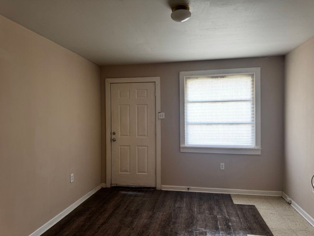 1620 S Lopez St - Photo 6 of 7