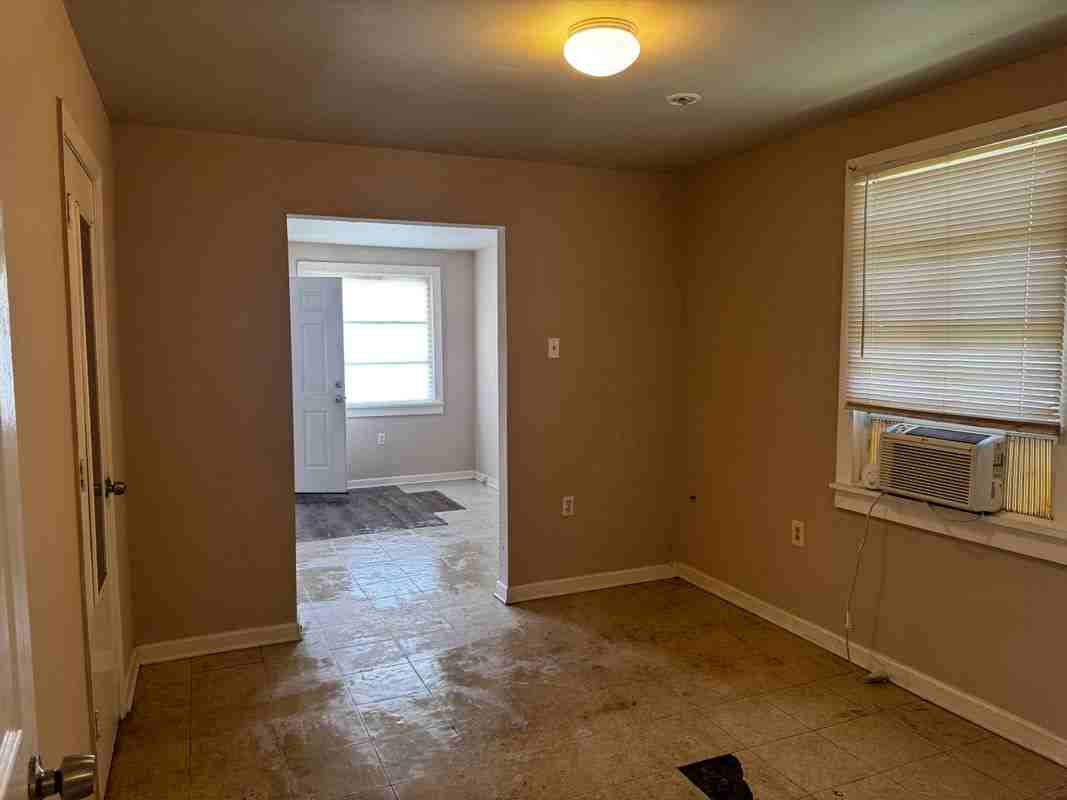 1620 S Lopez St - Photo 7 of 7