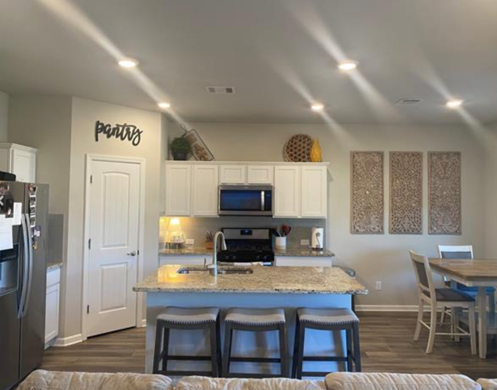 40313 Sedgwick Ln - Photo 2 of 13