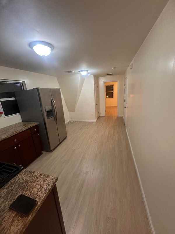 60 S 12th St ##3 - Photo 5 of 19