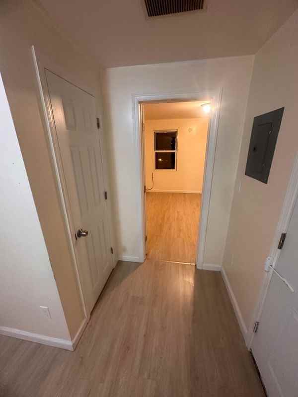 60 S 12th St ##3 - Photo 6 of 19