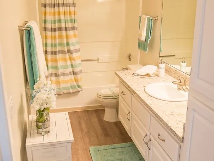 Victoria Woods - Photo 4 of 19