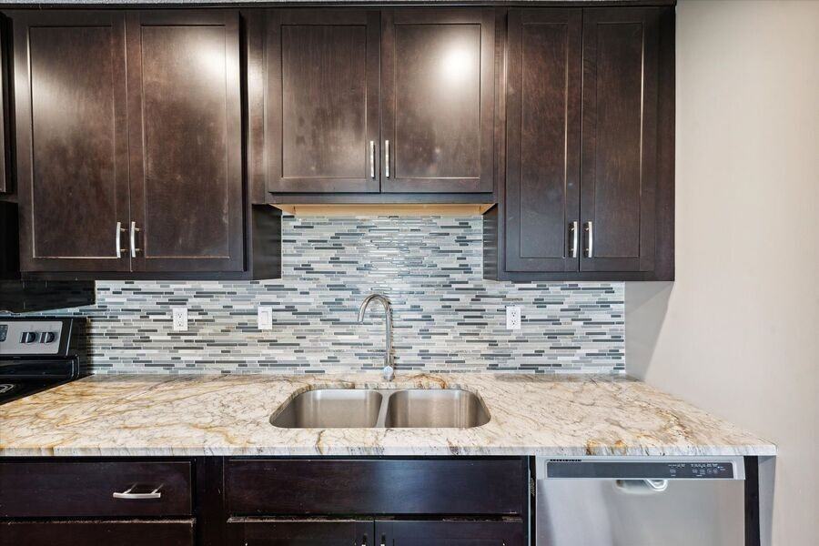 4109 Harvest Ln - Photo 4 of 13