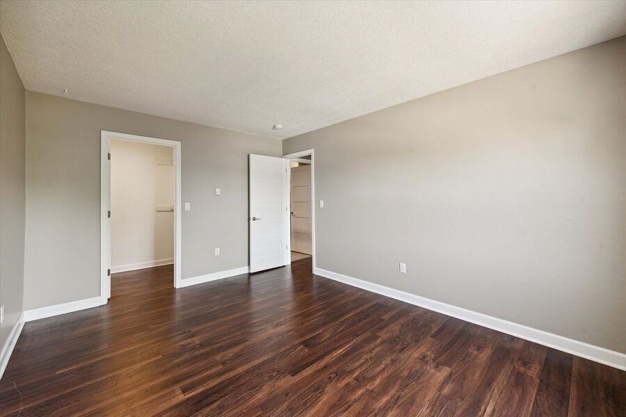 4109 Harvest Ln - Photo 6 of 13