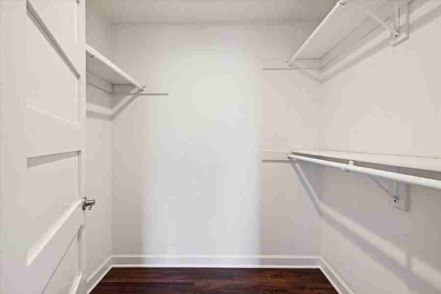 4109 Harvest Ln - Photo 7 of 13