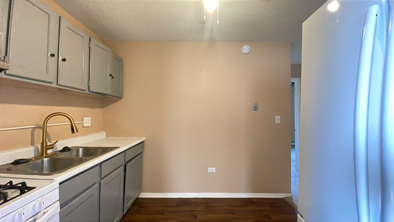 Fontaine Apartments - Photo 6 of 21