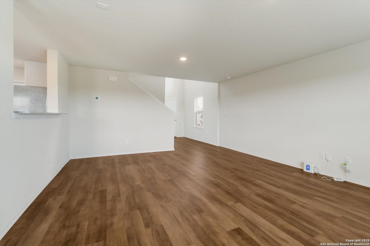 414 Retama Pass #1 - Photo 3 of 10