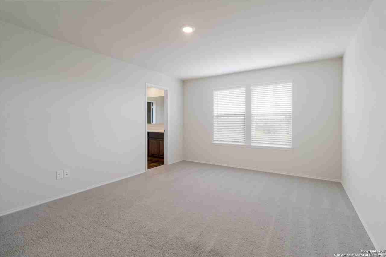 414 Retama Pass #1 - Photo 6 of 10