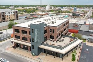 featured image of 535 W Walnut St