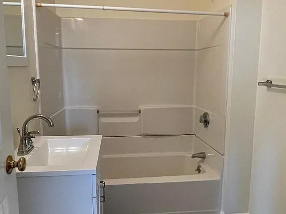 85 East Street - 03 #03 - Photo 6 of 10