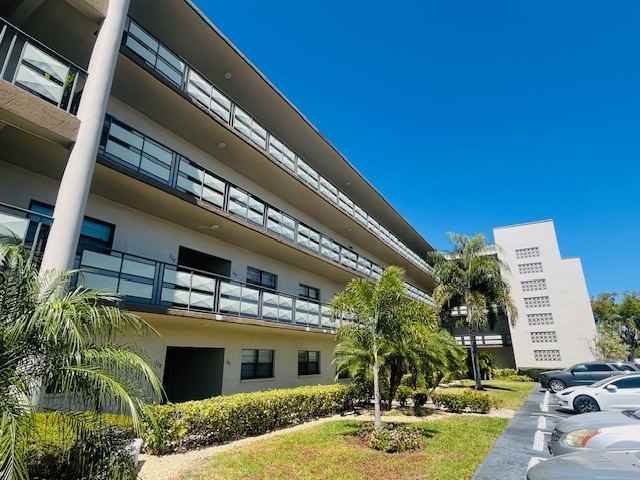 6080 80th Street North - 1Unit 301 #1 - Photo 3 of 17