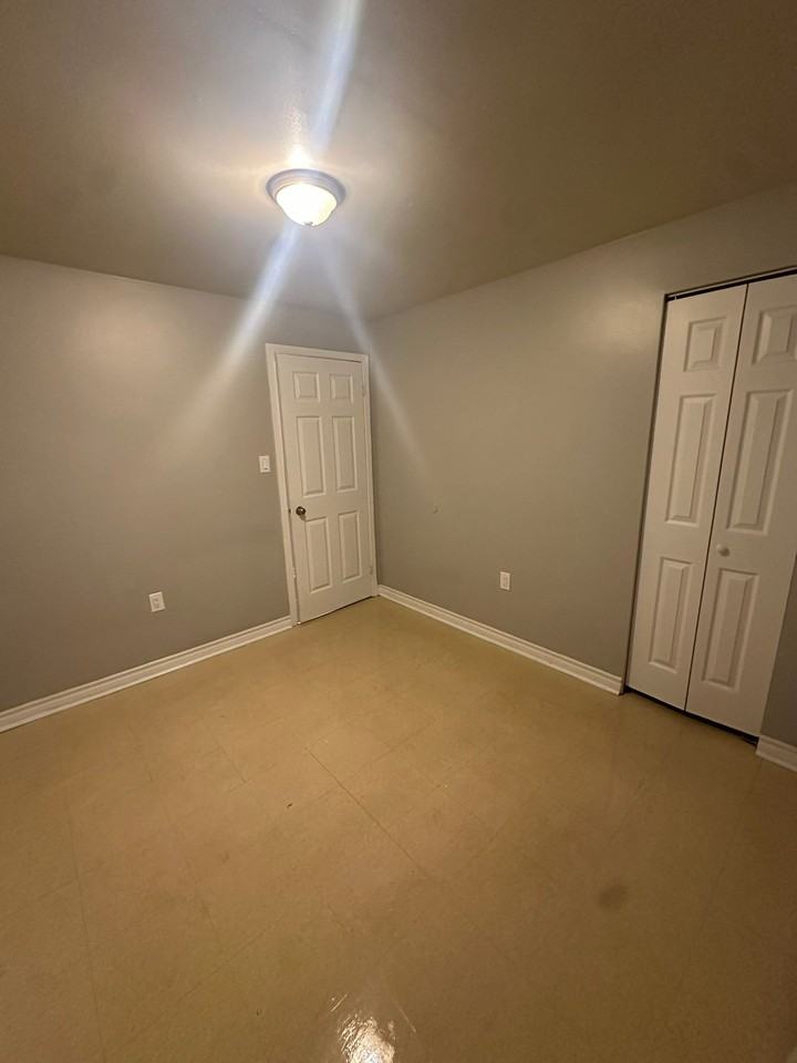 63 Caledonia Rd #8 - Photo 4 of 10