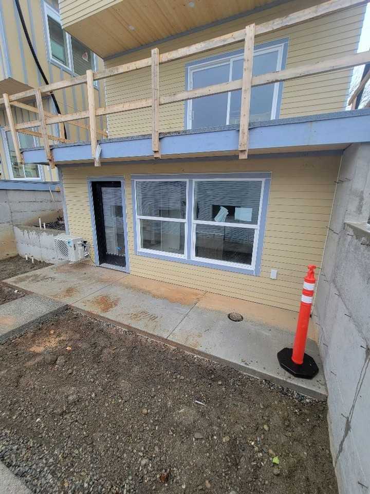 1223-1229 E. Laurel Street - Photo 7 of 24