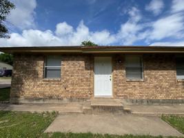 featured image of 310 W Washington Ave