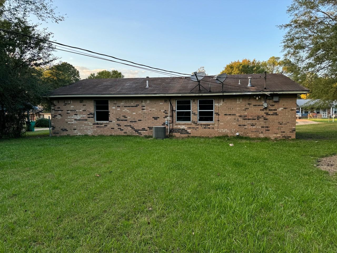 117 Hayes Dr #1 - Photo 2 of 2