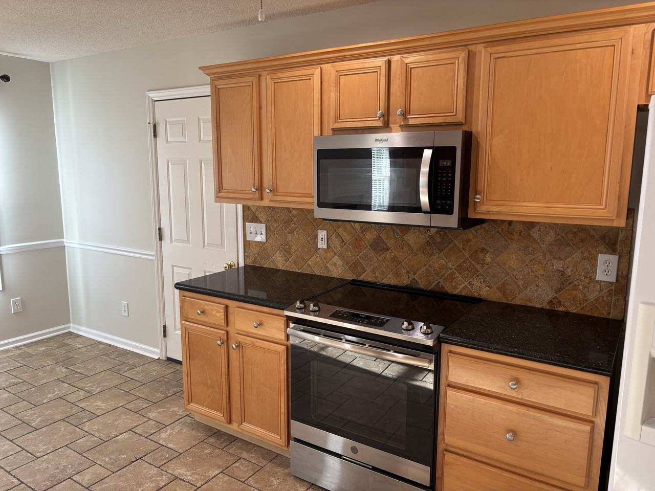 344 Sullivan Dr #1 - Photo 7 of 23