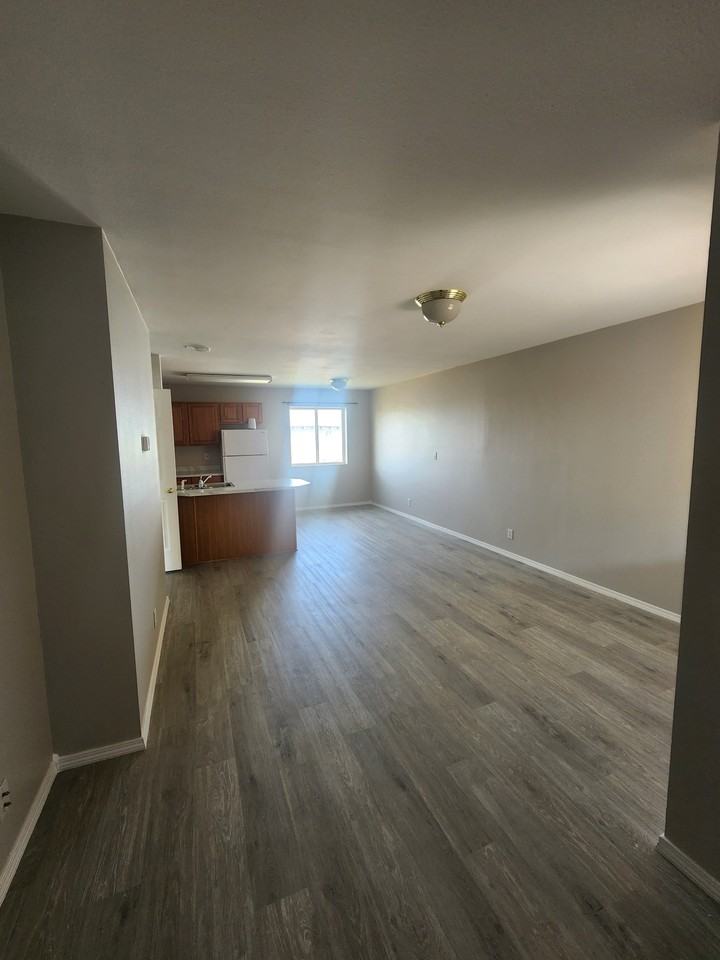 142 Sagebrush Ave #C - Photo 2 of 6