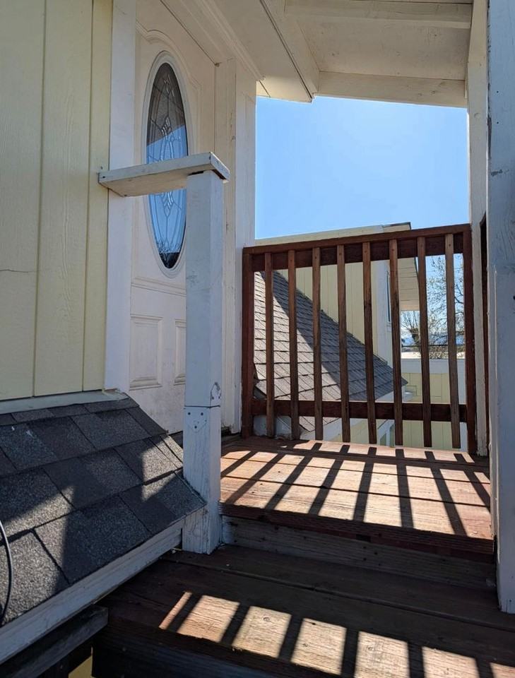 1139 Franklin St #3 - Photo 5 of 13