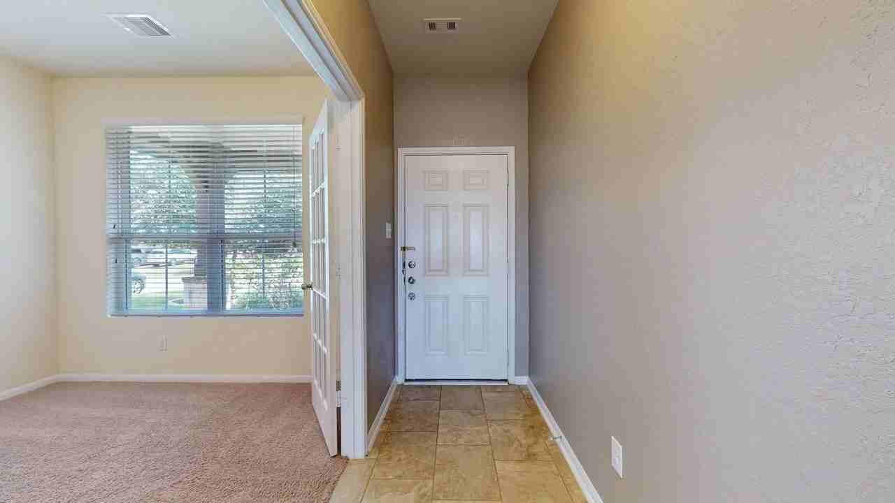 15103 Signal Ridge Way - Photo 4 of 29