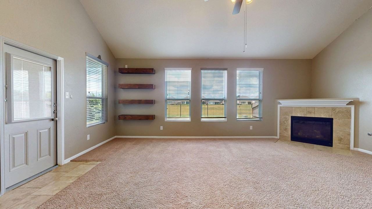 15103 Signal Ridge Way - Photo 7 of 29