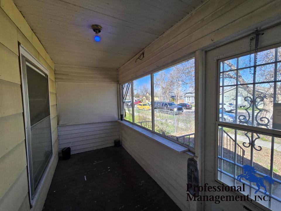 130 Custer Ave #1 - Photo 2 of 9