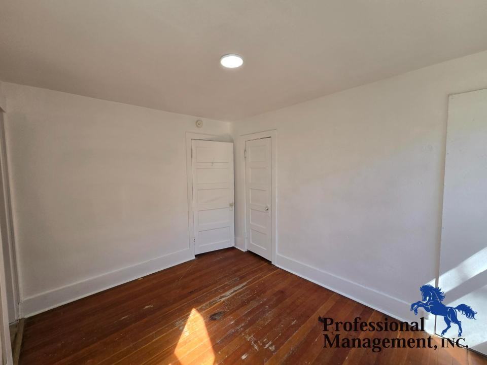 130 Custer Ave #1 - Photo 6 of 9