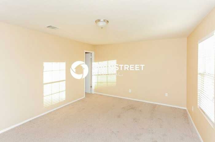 113 Franklin Ct - Photo 6 of 17