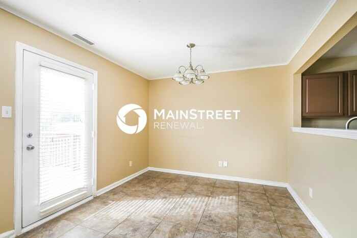 3912 Amaranth Ct - Photo 5 of 16