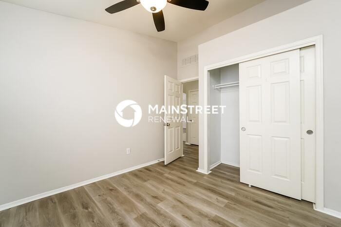 10548 S Sean Dr - Photo 4 of 16