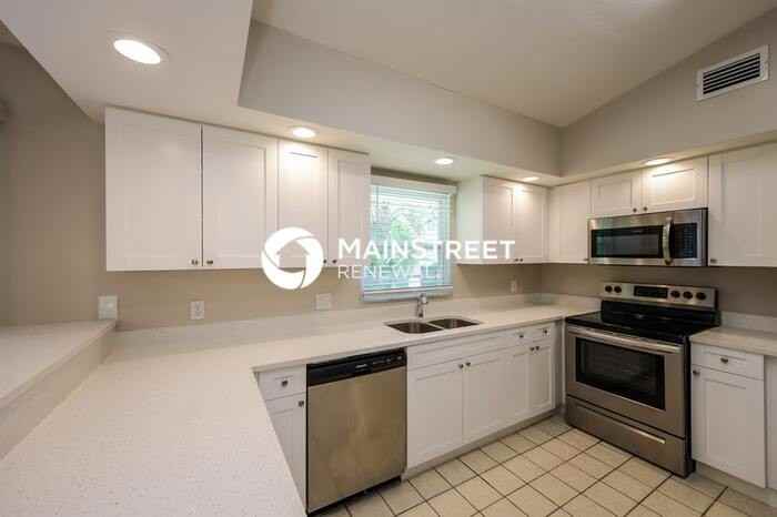 4715 4th St W - Photo 6 of 16