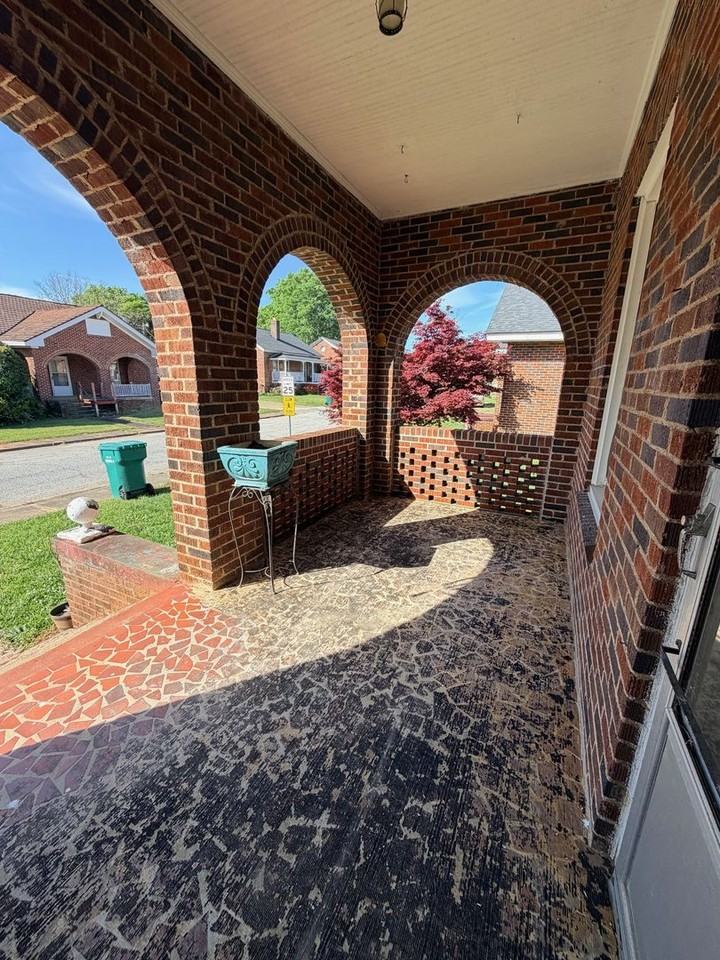 100 Piedmont Ave - Photo 2 of 14