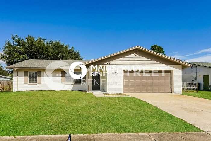 890 Cynthia Dr - Photo 3 of 16