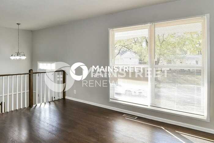 8702 E 91st St - Photo 4 of 17