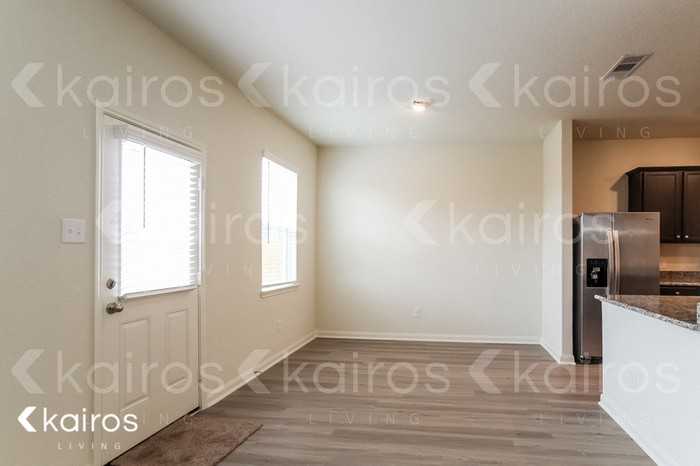 8411 Hannah Rd - Photo 5 of 16