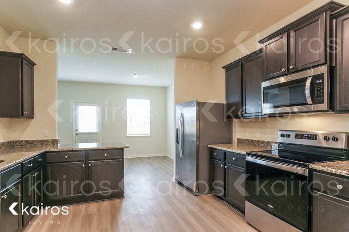 8411 Hannah Rd - Photo 7 of 16