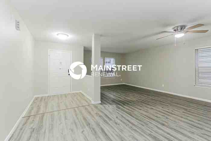6879 Merritt Ridge Way - Photo 2 of 15