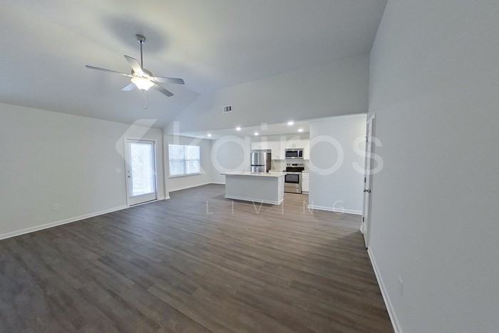 132 Western Red Cedar Dr - Photo 4 of 20