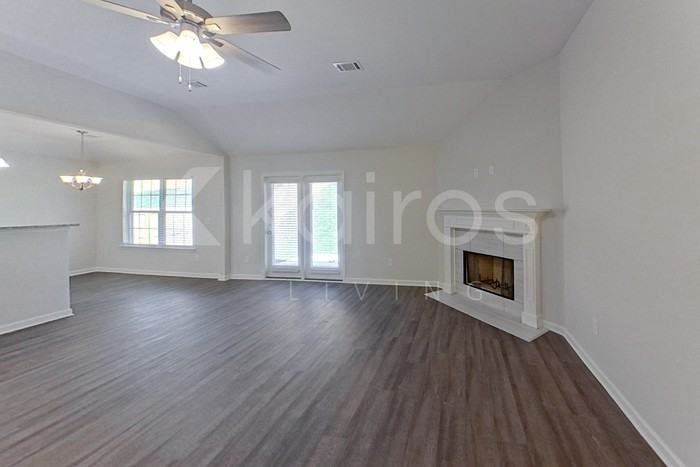 751 Park Ln - Photo 2 of 19