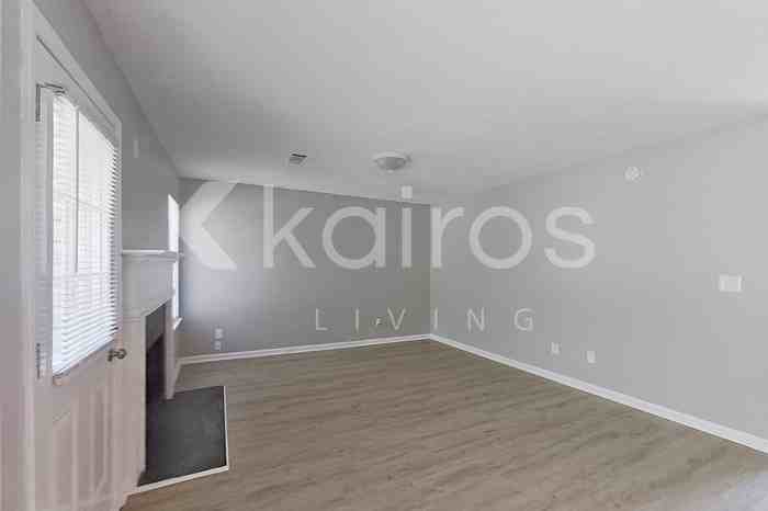 4012 Waldrop Hills Dr - Photo 4 of 24