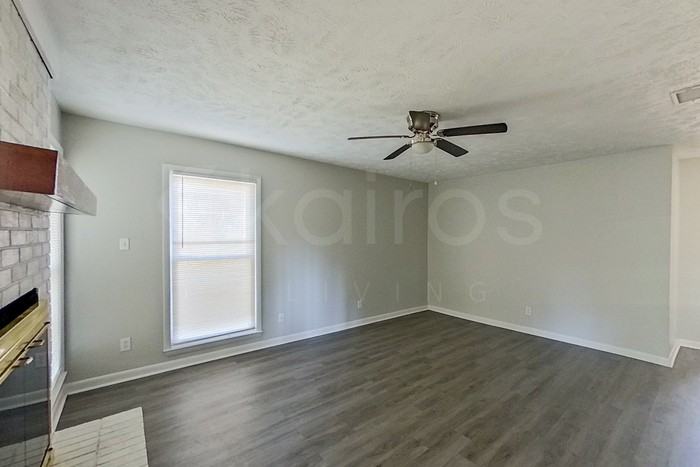 908 Inglewood Ln - Photo 7 of 26