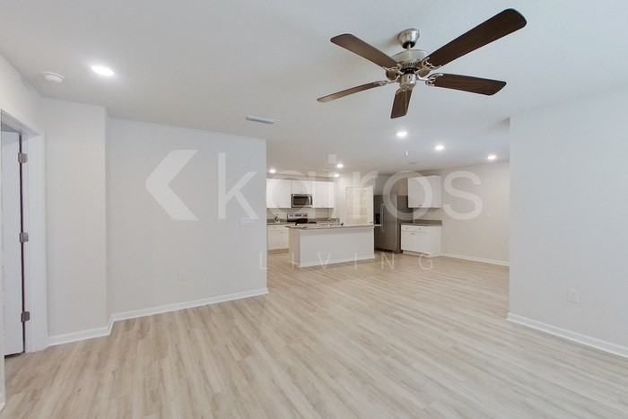 4734 Malay Cir - Photo 4 of 23