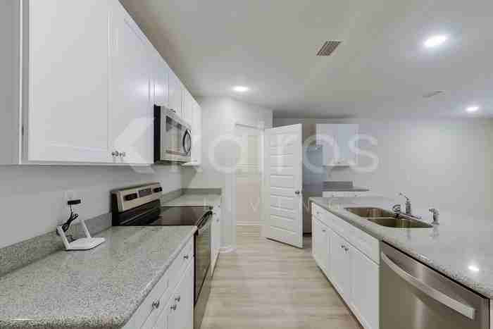 4734 Malay Cir - Photo 5 of 23