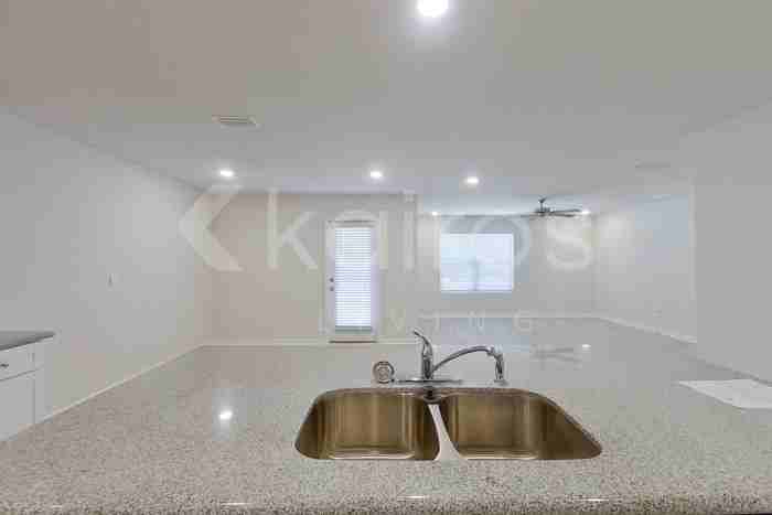 4734 Malay Cir - Photo 7 of 23