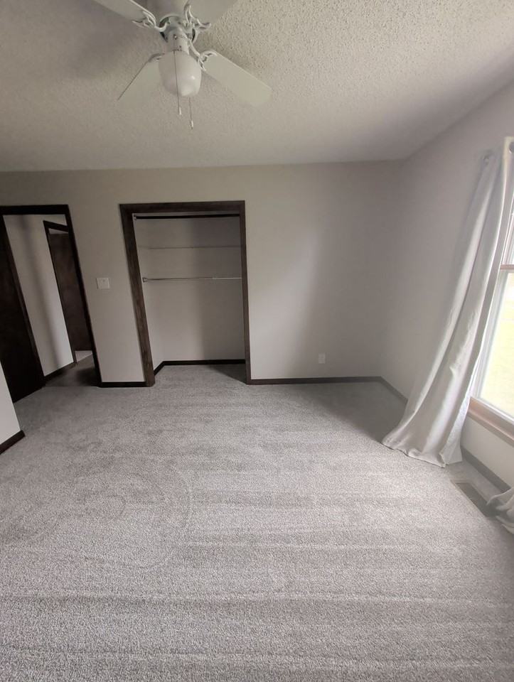 2605 Sw Osborn Rd - Photo 3 of 20