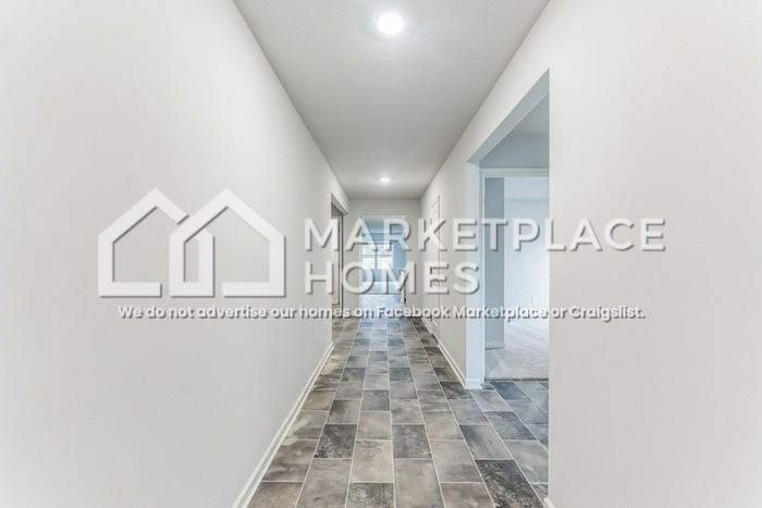 5331 Greenwood Rd - Photo 3 of 30